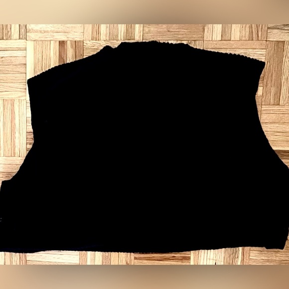 Victoria’s Secret Black Knit Sleeveless Sweater Vest Size Large - Picture 5 of 5